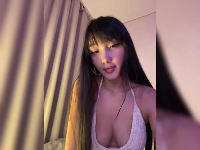 InJiOcean99 from BongaCams